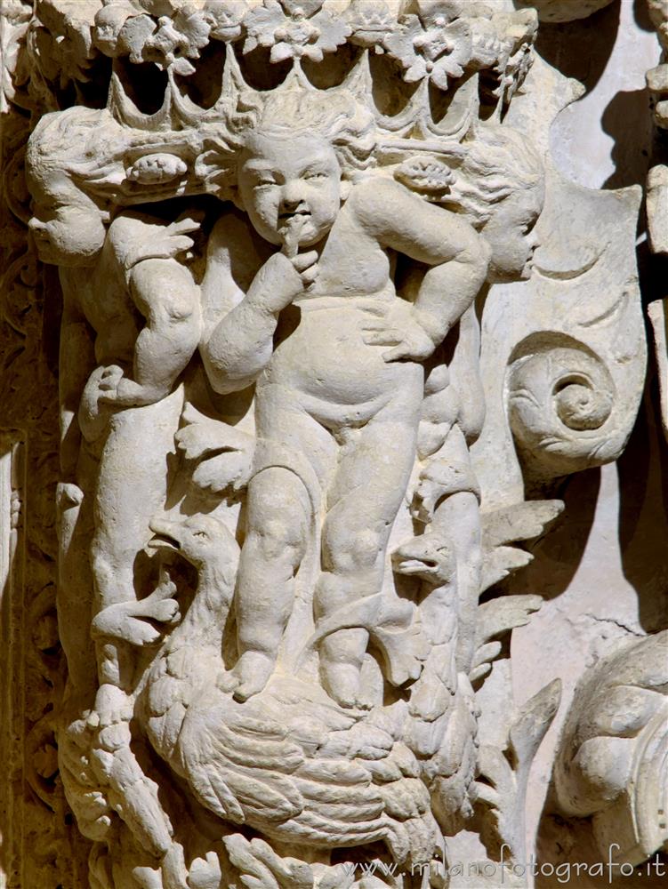 Gallipoli (Lecce, Italy) - Detail of the retable of the altar of the Immaculate Conception in the Cathedral